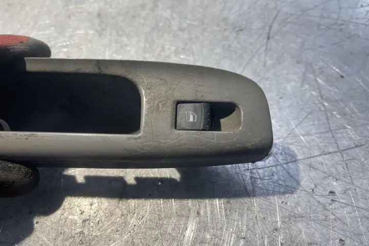 Buton geam pasager spate stanga 7M3959855 / 7M3 959 855 Volkswagen VW