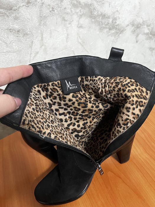 Ботильоны замшевые