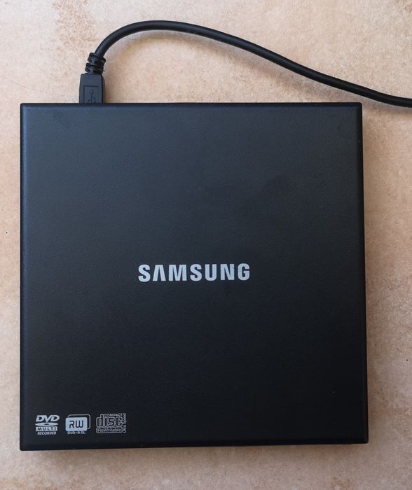 Unitate externa DVD/CD writer Samsung perfect funcțională