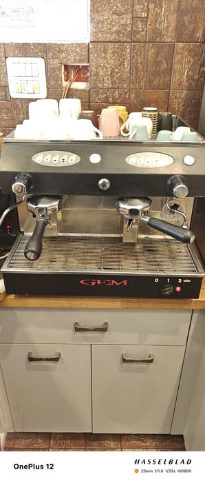 Aparat cafea profesional plus râșniță