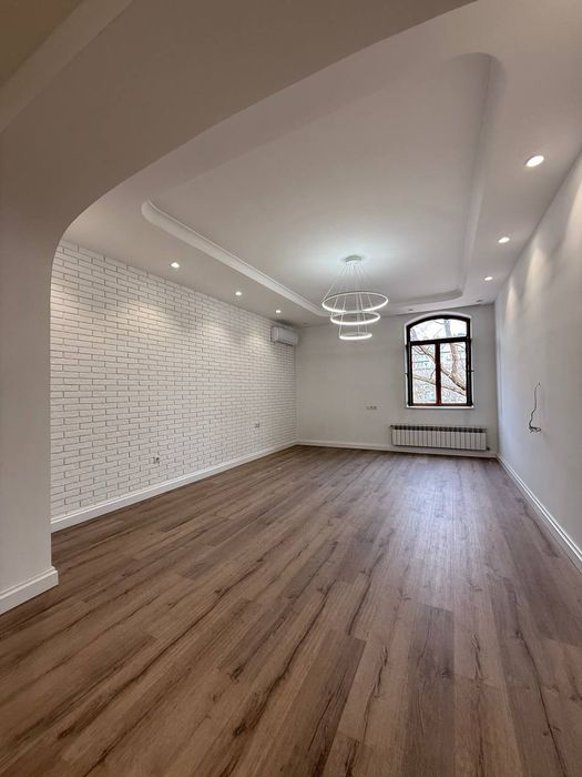 212м².    Алайский  Ц-2.    4/5/6