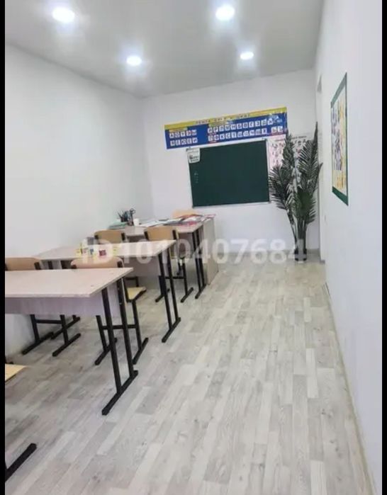 Продам парты для школьников и дошкольников