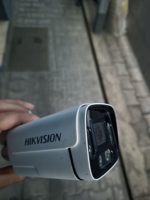 Продам камеру видео наблюдения hikvision