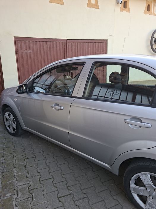 Vând Chevrolet Aveo, stare foarte bună, 2000€ negociabil