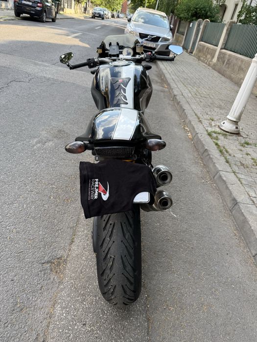 Ducati s2r 1000 monster