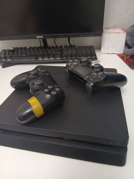 Playstation 4 slim 1tb