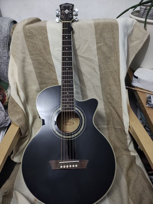 Chitară electroacustica Washburn EA10B