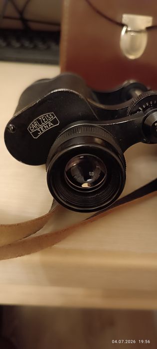 Бинокль CARL ZEISS 8х30W