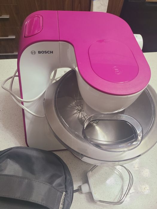 Планетарный Миксер тестомешалка фирмнный Bosсh