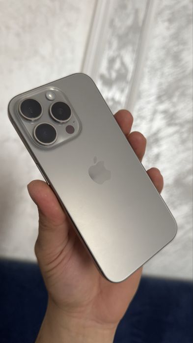 Продам iphone 15 pro 128 gb