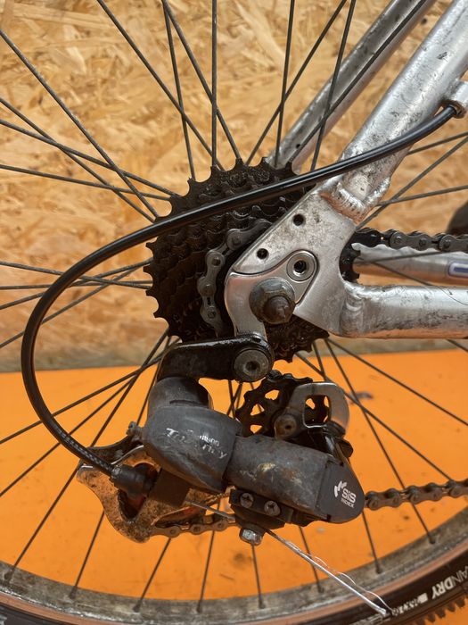 Bicicleta apollo frana pe disc cadru de aluminiu roti 26”