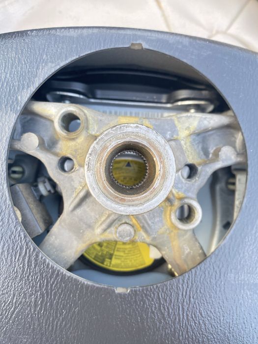 Руль на subaru outback B4