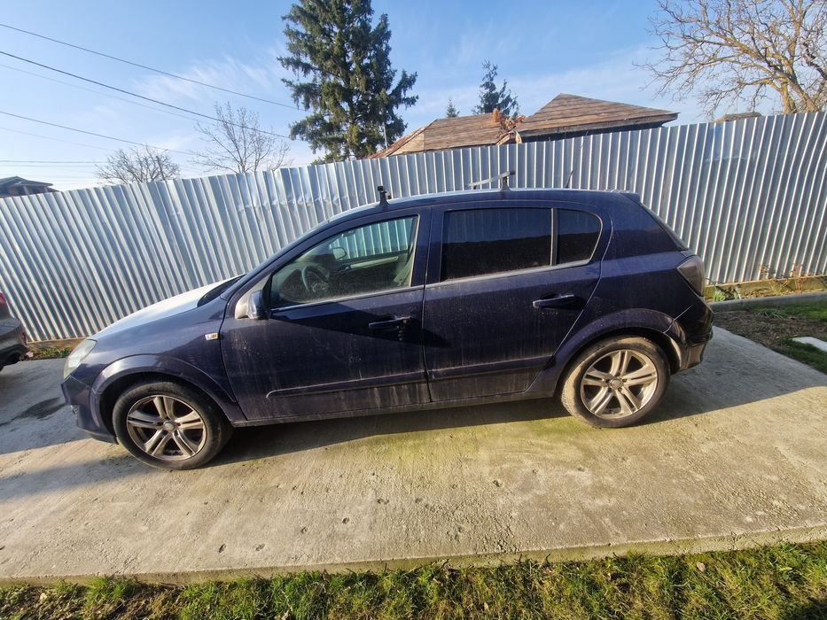 Vand opel pt dezmembrat