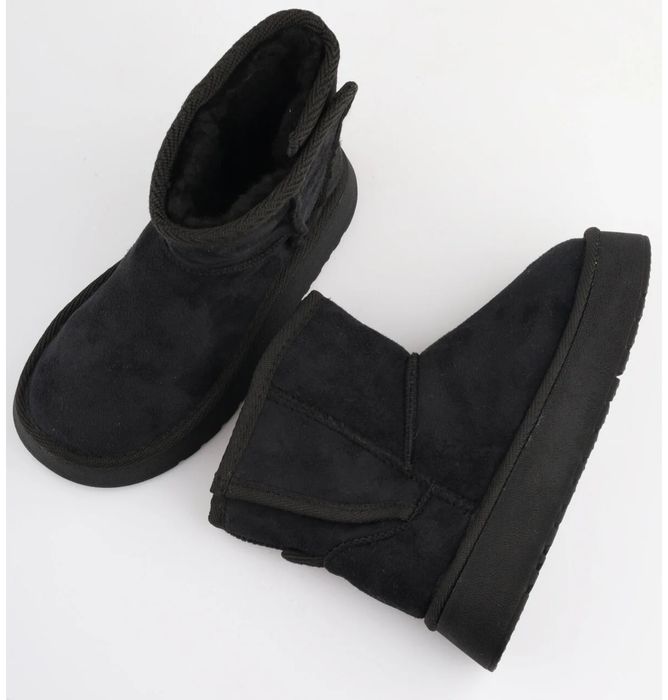 Ghete imblanite, nr 37 si nr 38, pret per pereche