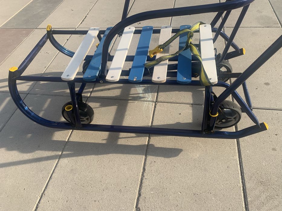 Продам детские Санки с колесами