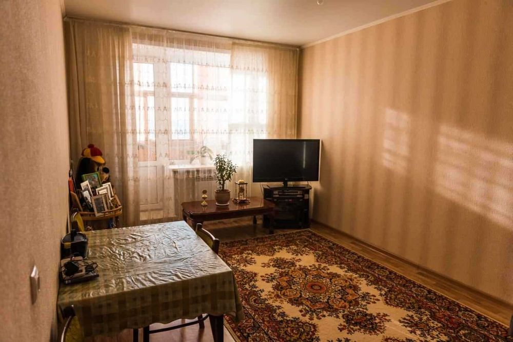 продам 2-х ком. квартиру в центре города