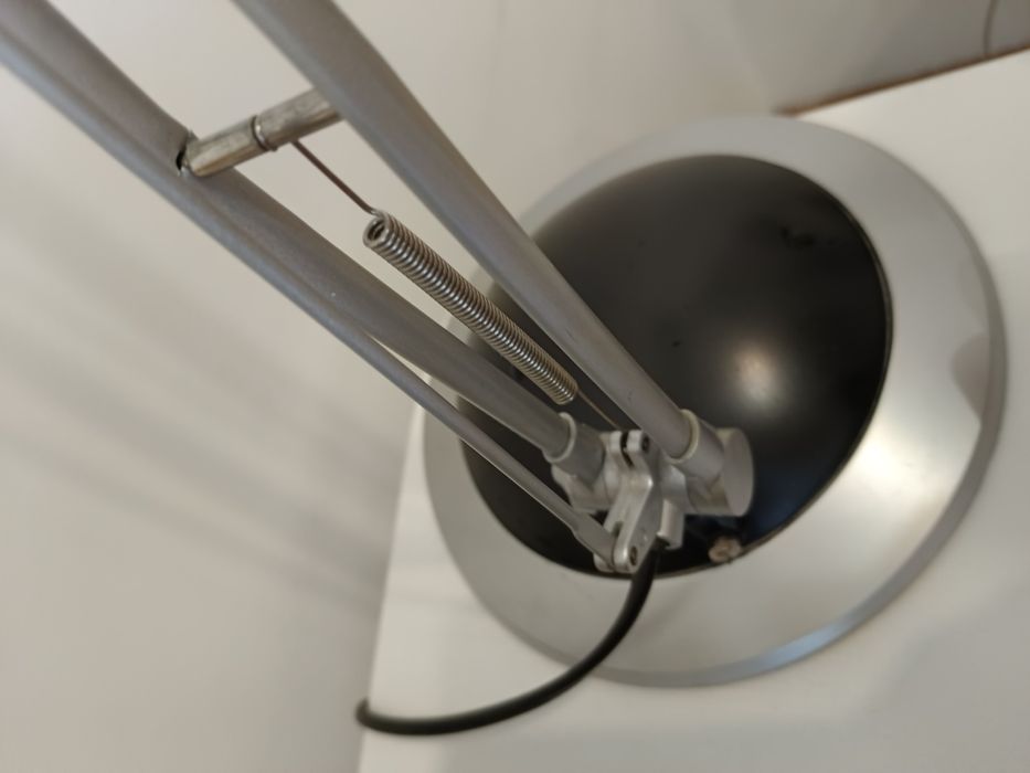 Лампа настольная