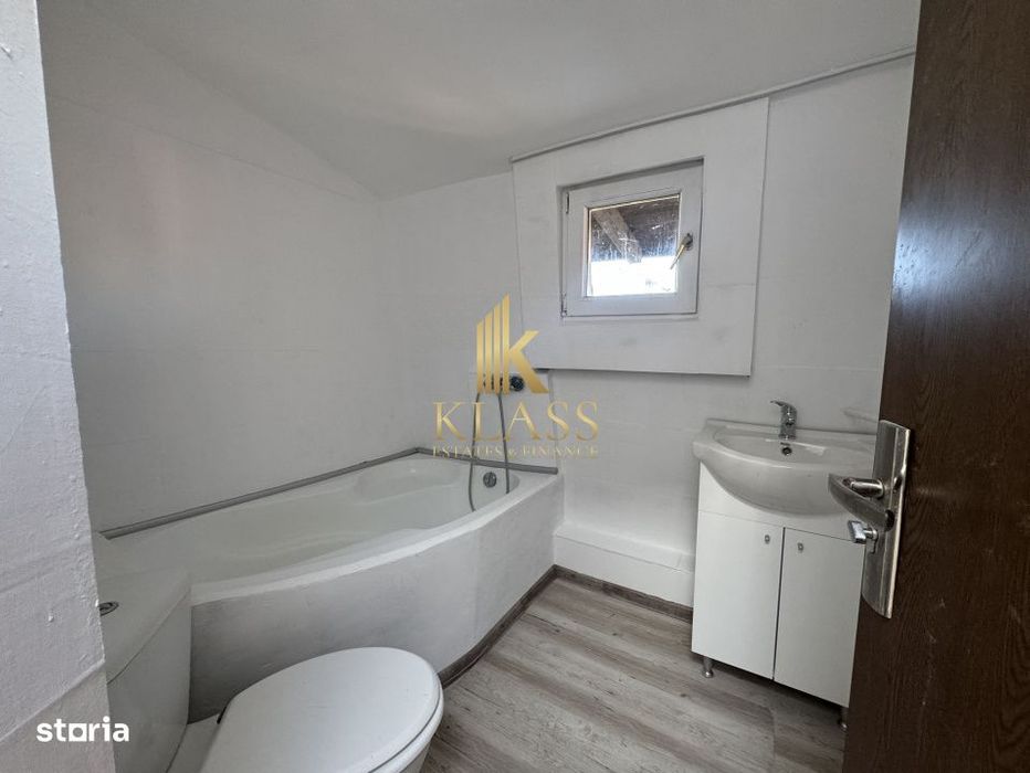 Apartament de vanzare  decomandat cu 3 camere  in  Pipera