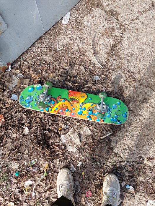 Продам скейтборд.