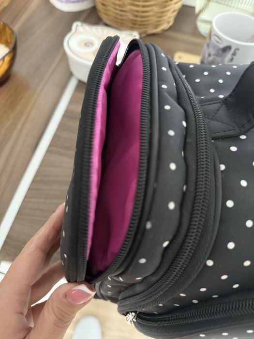 Козметична чантичка за пътуване