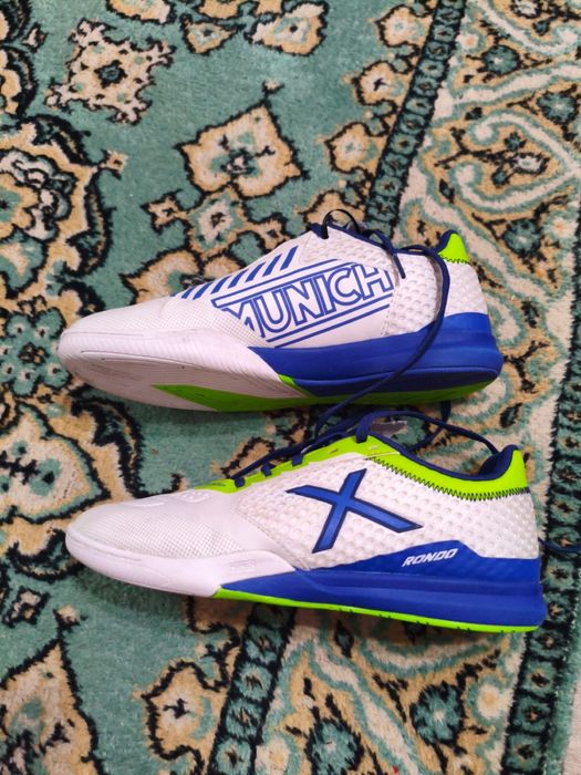 футзалки munich 42 размер