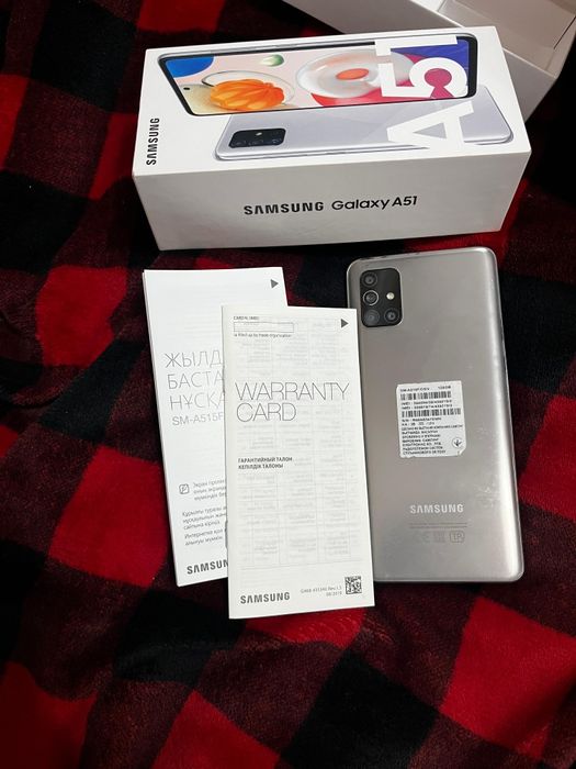 Самсунг А51 128 гигабайтов