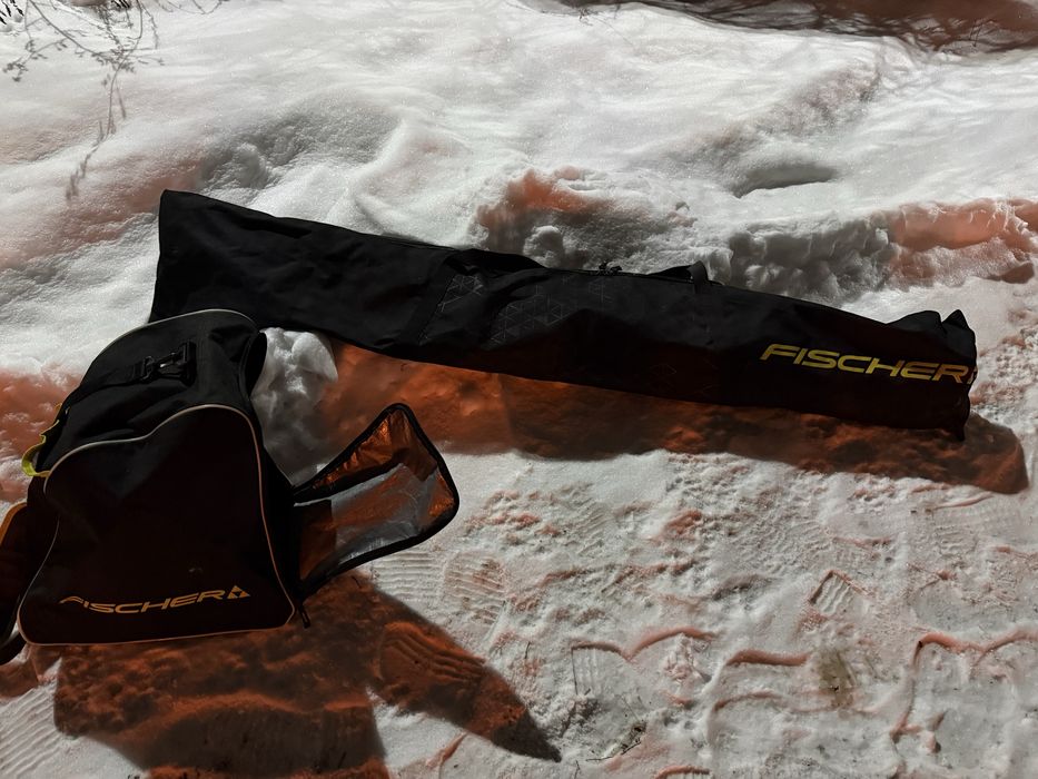 Лыжи с ботинками в комплекте