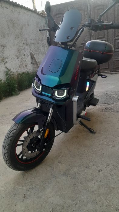 Skuter varyantgayam