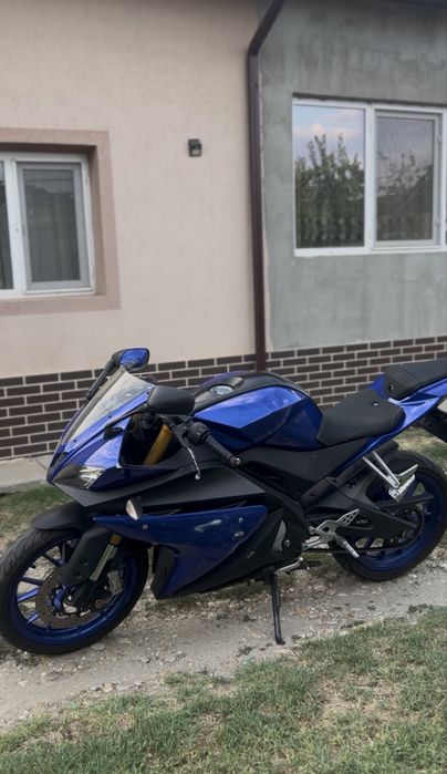 Yamaha yzf 125 2016