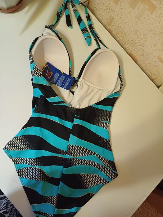 Купальник слитный