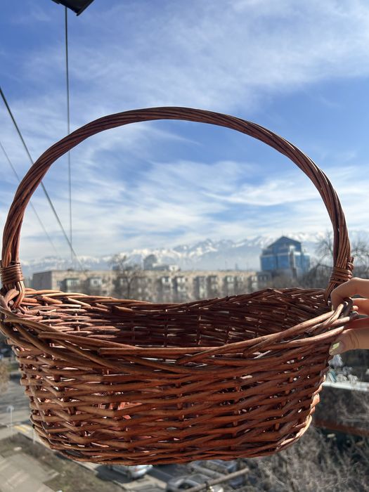 Добротная корзина, стояла новая, не использовали