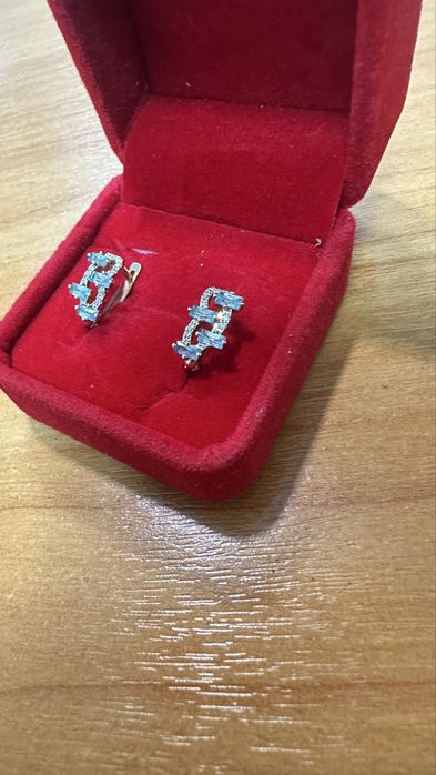 Золото сережки кольца