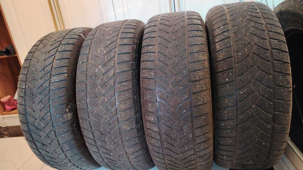 Шины б/у комплект