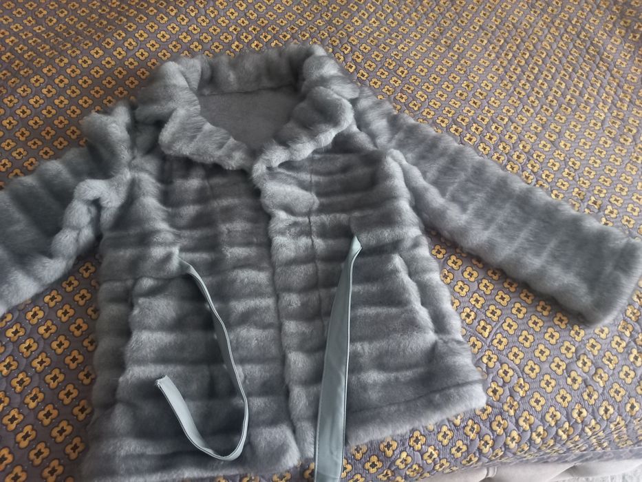 Продам шубку эконорка новая