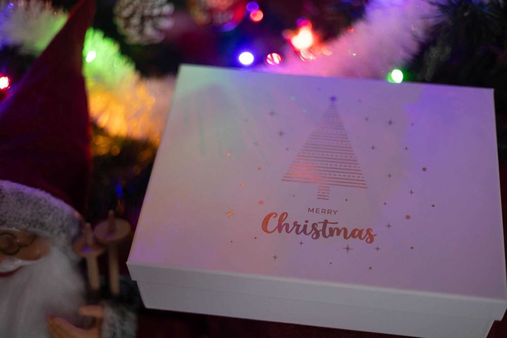Коледни подаръчни кутии