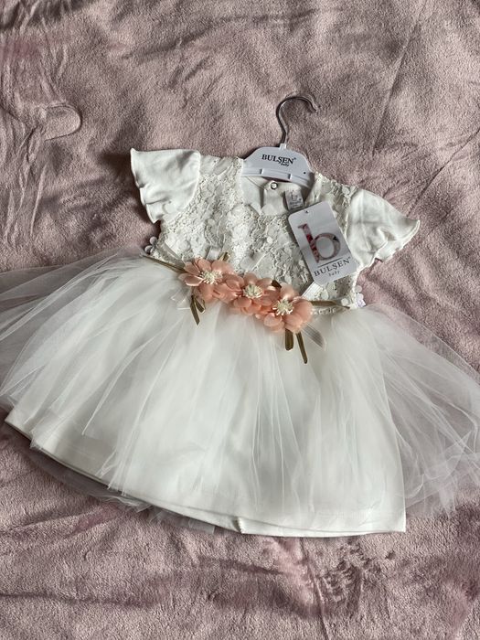 Новые нарядные платья для девочки