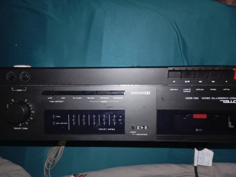 Vând deck Rotel(stereo cassette)RD830 Dolby Sistem.nou,nefolosit,