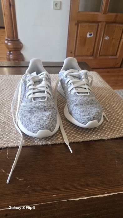 Adidas маратонки