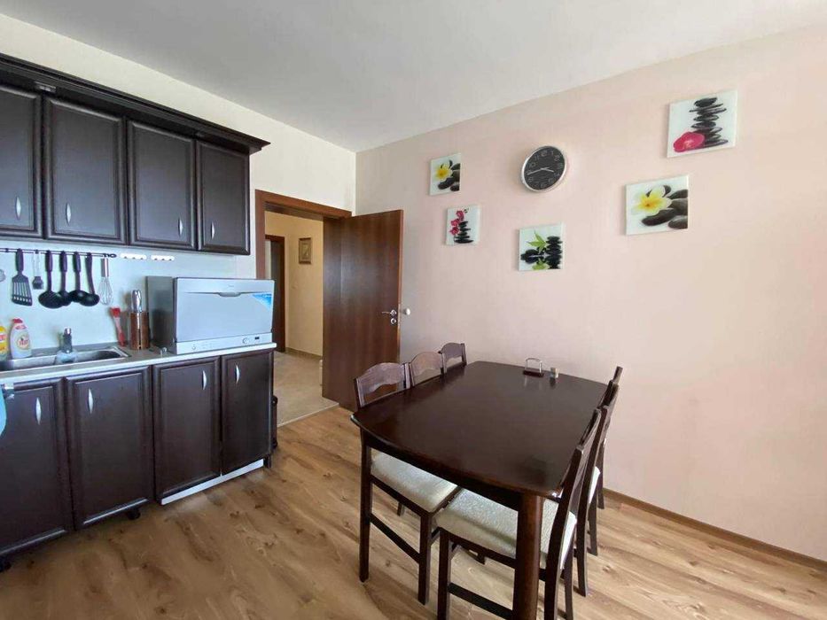 Продава се Тристаен апартамент в Обзор - 100 кв.м за 919 €/кв.м - Снимка #2