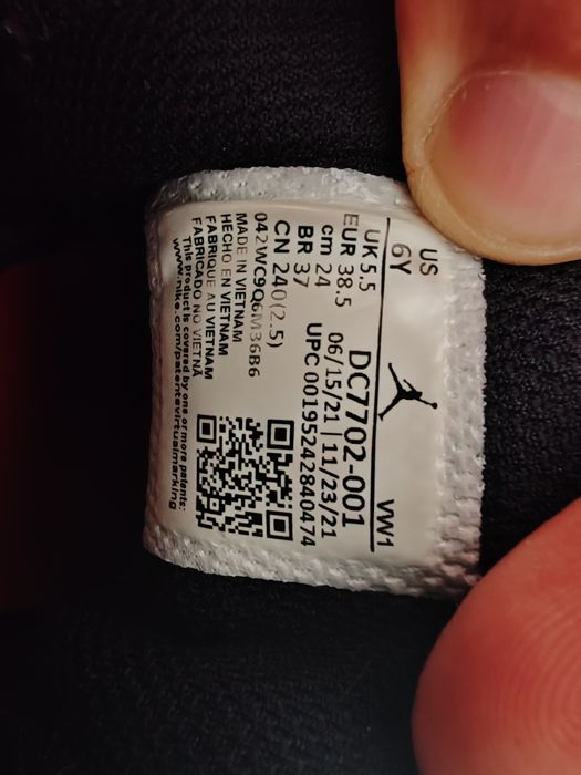 Nike jordan  marimea 38.5