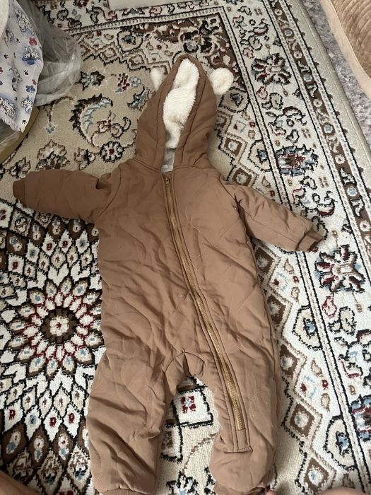 Продам детские комбинезоны