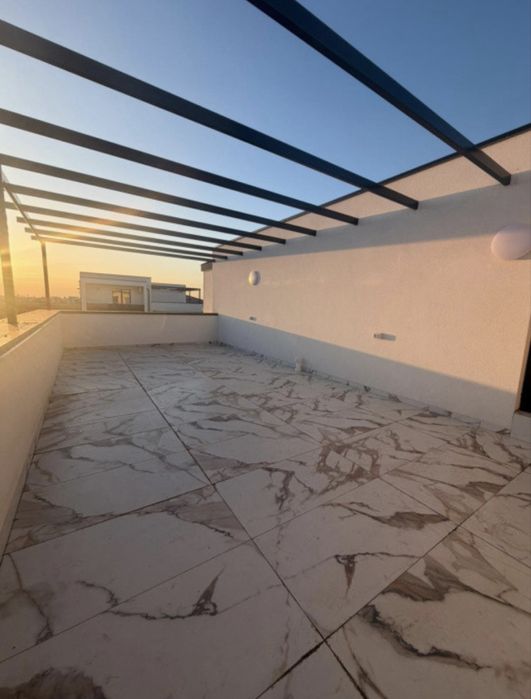 Apartament 2 camere / 2 balcoane /terasa mare 50 mp