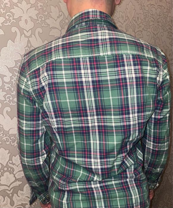 Продам рубашку и свитер