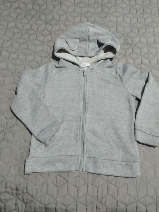 Суичър с ушички НМ за 5/6 год.