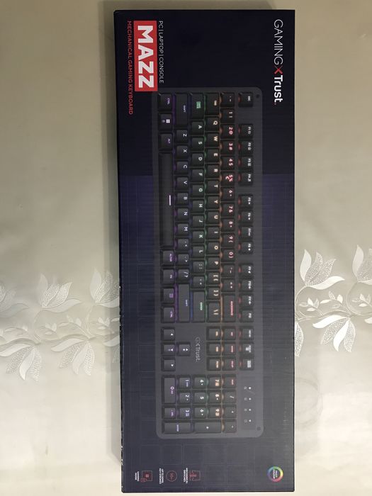 Tastatura gaming multicolor