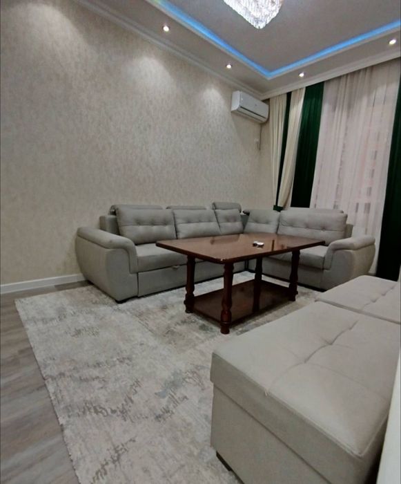 Tinchlik metro oldida kvartira