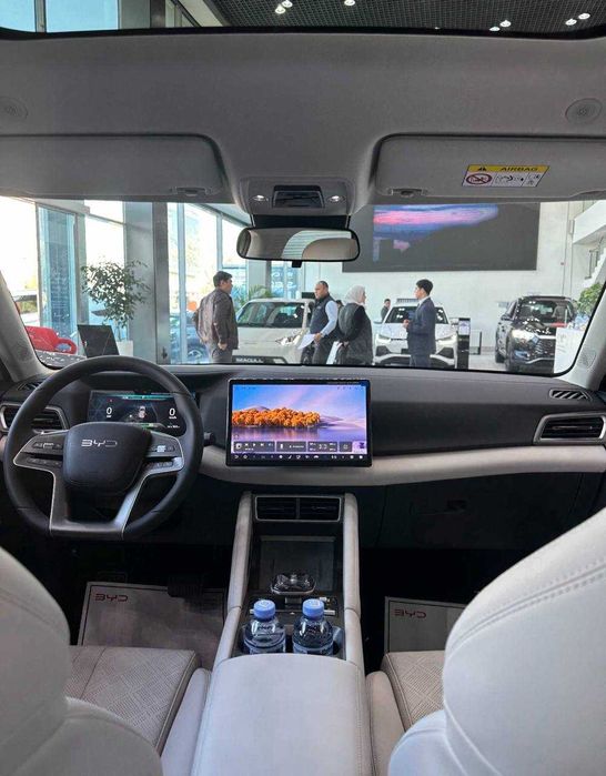 Byd yuan up smart drive panorama eng full