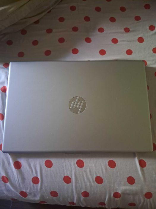 Vand laptop HP in stare buna, perfect functional