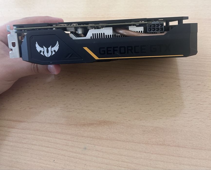 Placa video Geforce Gtx 1660 super (Defecta)