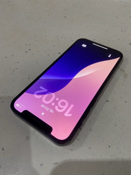 iPhone 12